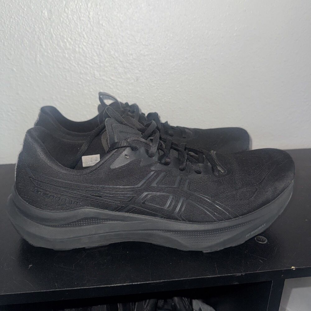 Men’s ASICS GT 2000 V14 Size 13 All Black Running Shoes Sneakers Comfortable
